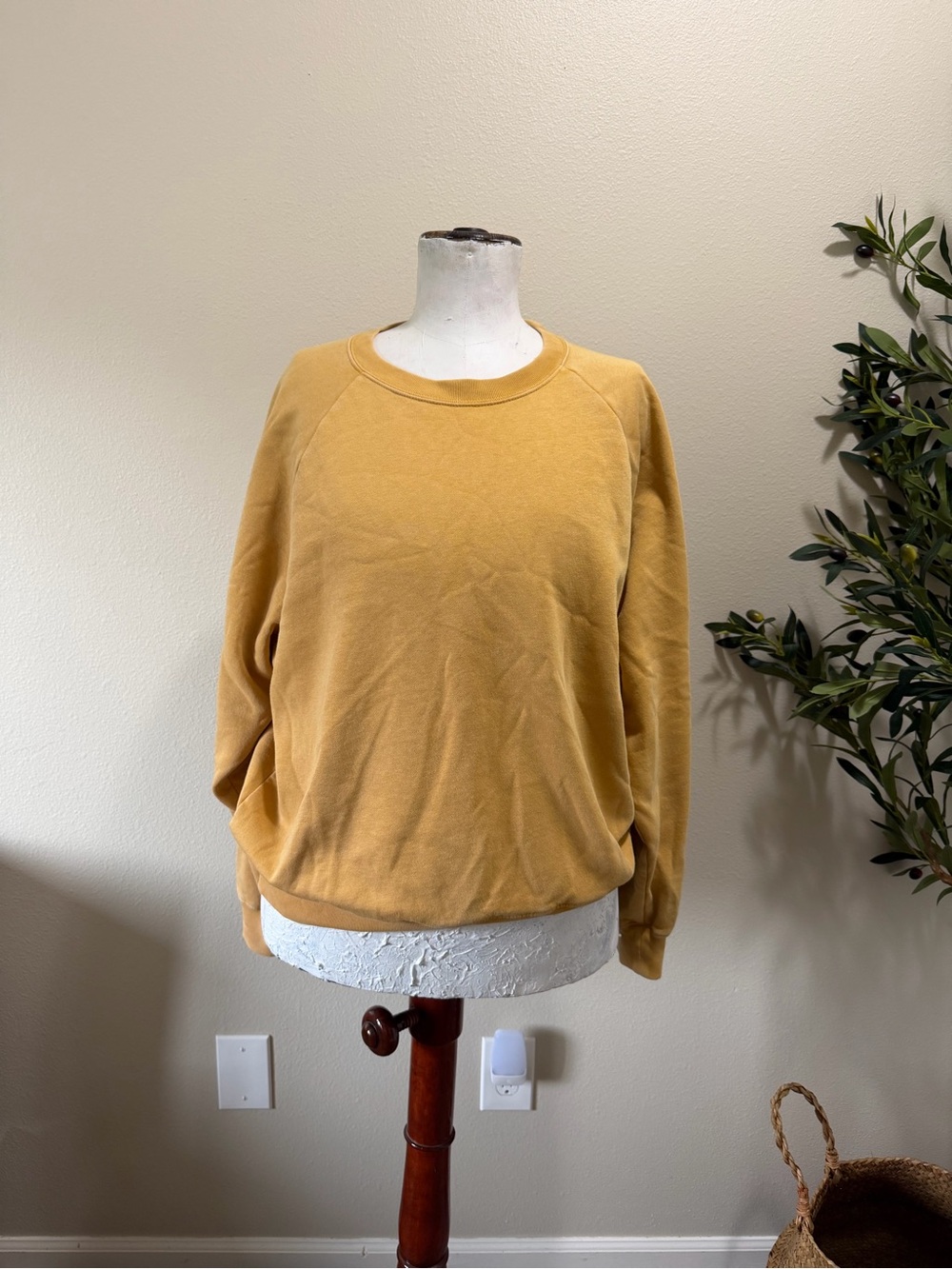 GAP Women's Mustard Crewneck Sweater